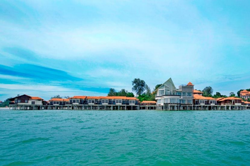 best water villa in malaysia