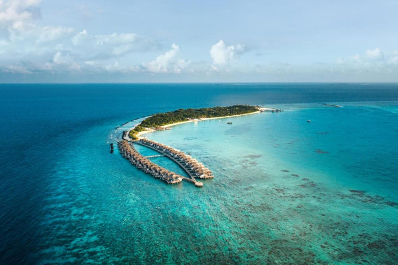 Fairmont Maldives, Sirru Fen Fushi