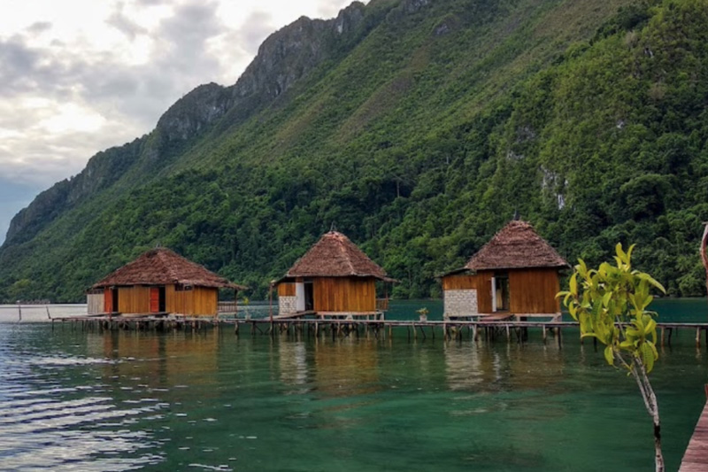 maluku overwater huts