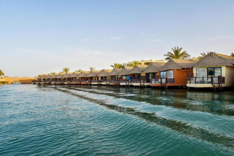 Cheapest-Overwater-Bungalows 