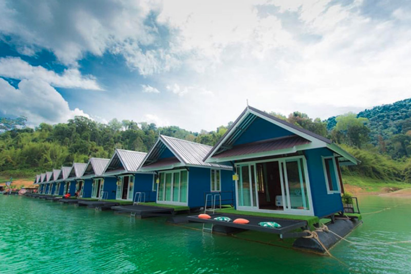 Phutawan Raft House