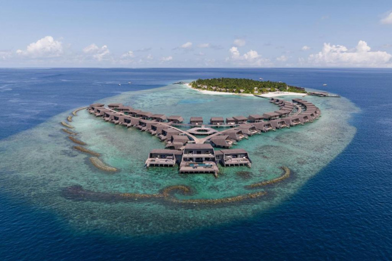 The St. Regis Maldives Vommuli Resort